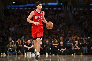 填满数据栏！谢泼德半场14中5&amp;三分8中3砍下15分4板1助3断2帽